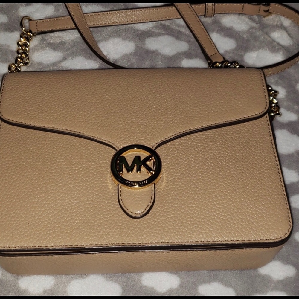 Michael Kors MD Shldr Flap Leather Purse - Picture 3 of 16